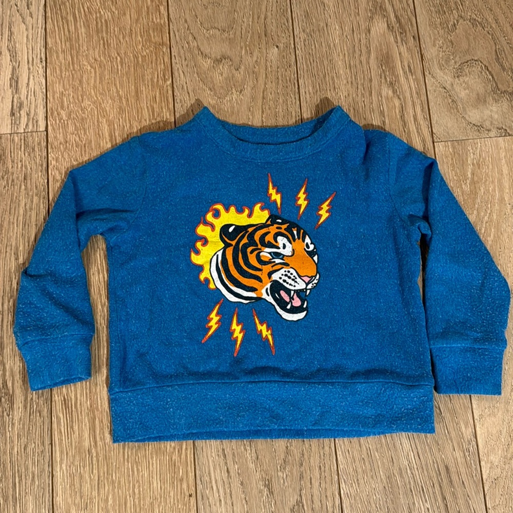 Chaser sweatshirt size 3T